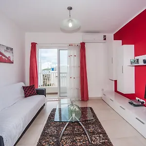 https://the-waves-apartment-marsaxlokk.hotelssaintjulians.com