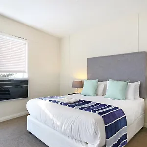 https://vue-devant-by-totalstay.hotels-capetown.com